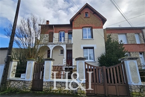 propriete à la vente -   86000  POITIERS, surface 108 m2 vente propriete - UBI457576010